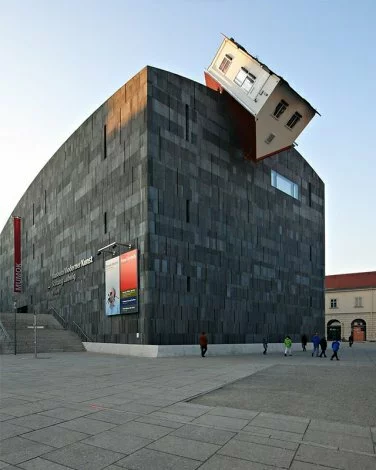 thumbs house attack vienna austria Подборка самых необычных зданий мира