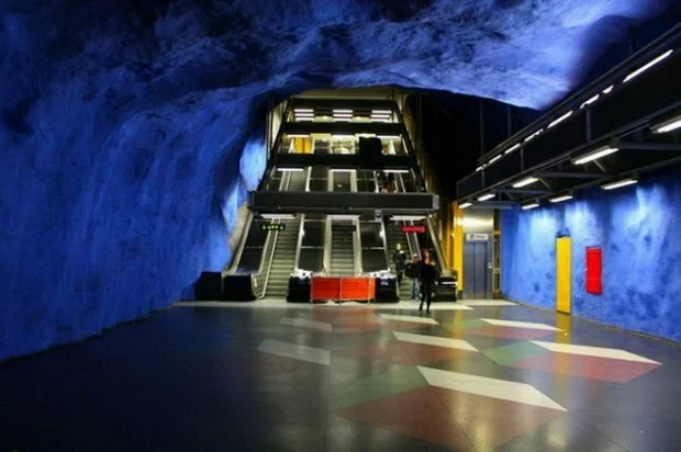 thumbs beautifulphotographsofstockholmmetro11 Самое красивое метро в мире