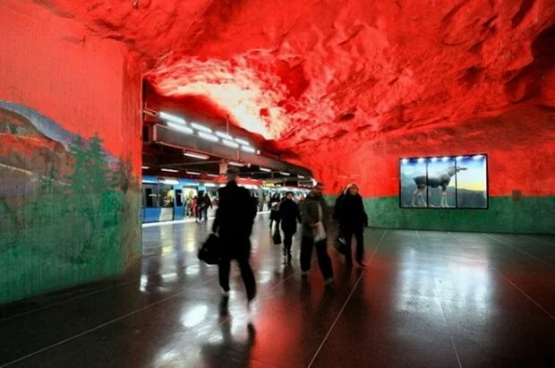 thumbs beautifulphotographsofstockholmmetro14 Самое красивое метро в мире