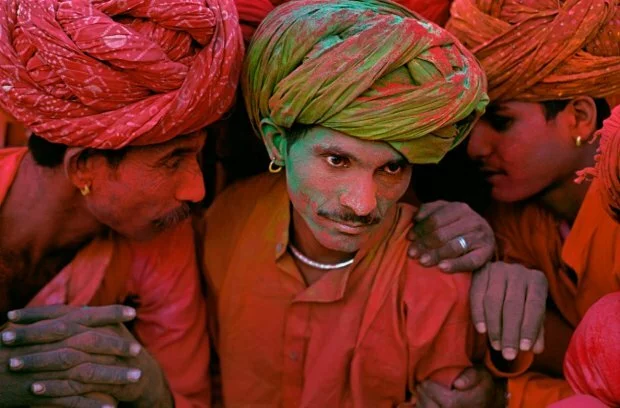 thumbs holi festival rajasthan india 1996 1 Магия Индии от Steve McCury